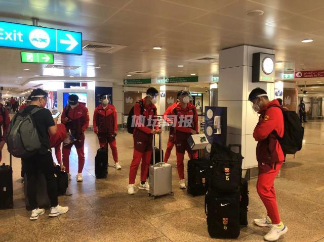IM电竞-国足顺利抵达沙迦 重回40强赛驻地有“家”的感觉
